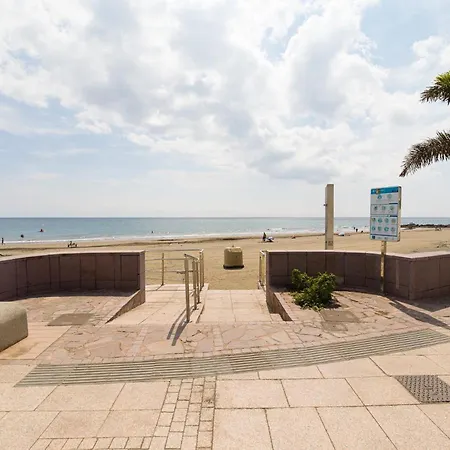 Homeforguest Modern In San Agustin 2 Min From The דירה